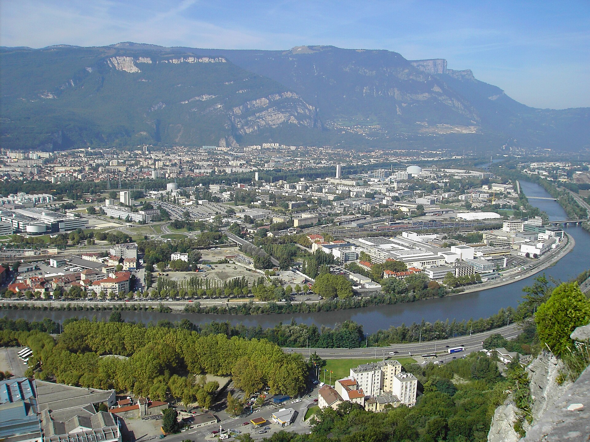 Le Polygonne scientifique instaler au pied de la chartreuse de Grenoble